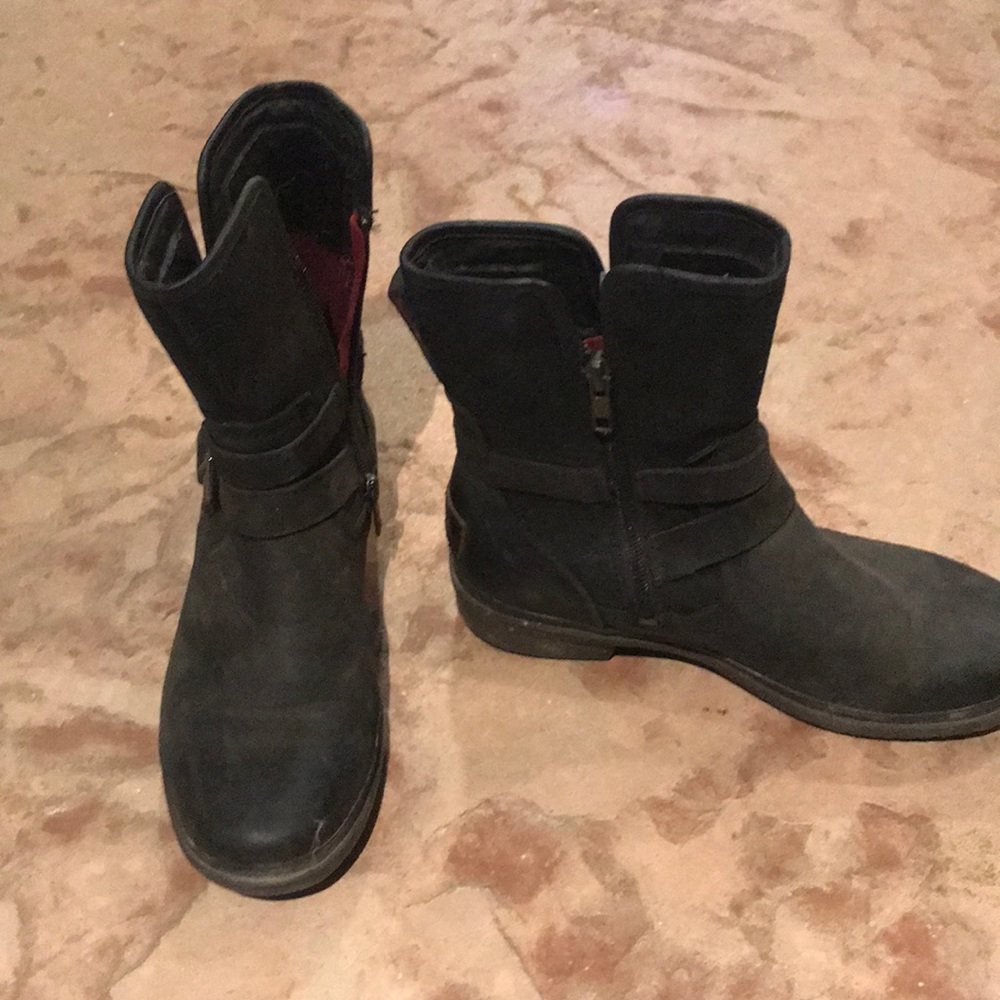 Ugh boots